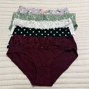 Victorias Secret Womens NWT Floral and Lace Underwear Set